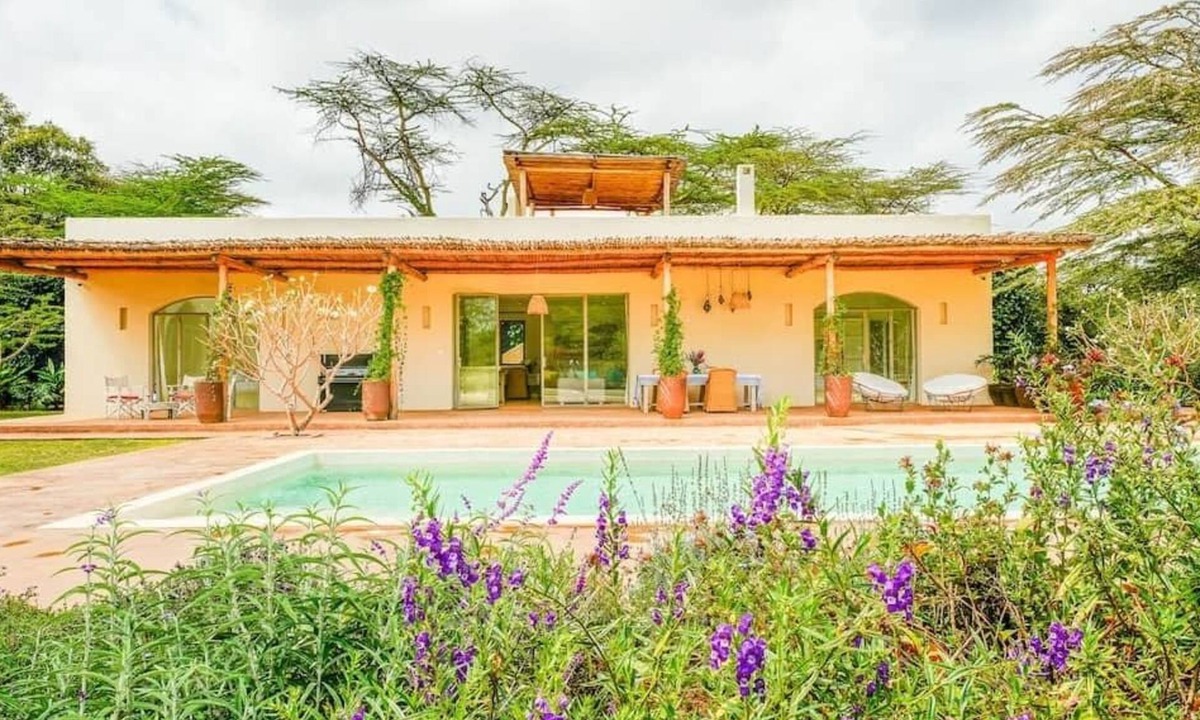 Langata House | Arimuni Poolhouse (sleeps 2-6)
