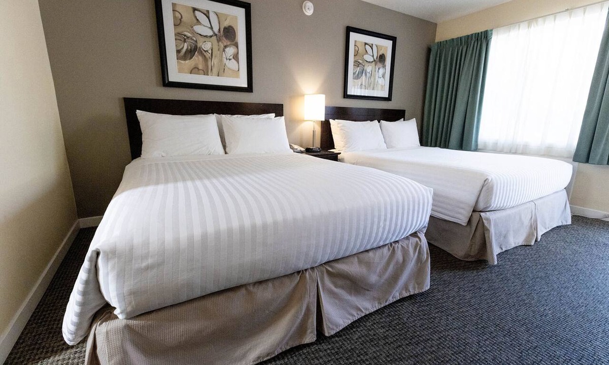 South Pandosy Hotel | Siesta Suites