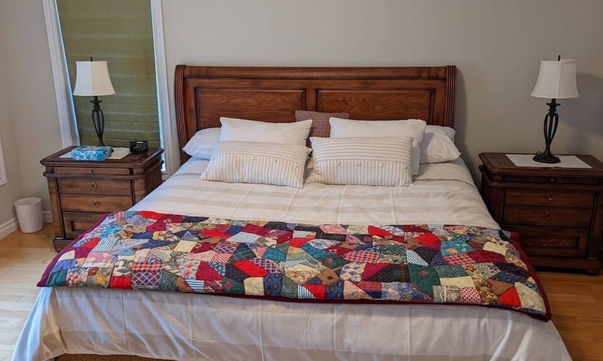 Humber Valley Ski Chalet | Spacious Lakeview Chalet - Humber Valley Resort