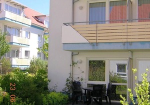 Comfortable beachfront vacation apartment with a balcony in Zingst - Residence in Zingst
