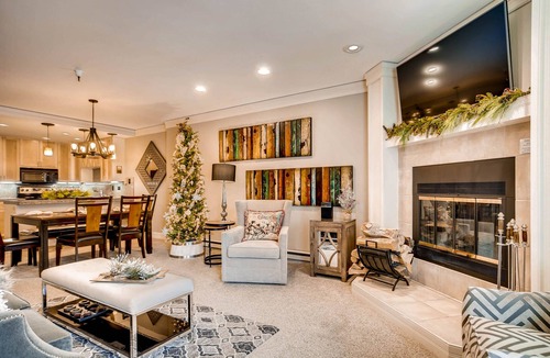Peak 9 Condo | AUTUMN Spectacular VILLAGE at Breckenridge SKI IN/OUT/2 blk Main/Pool& Hot tubs