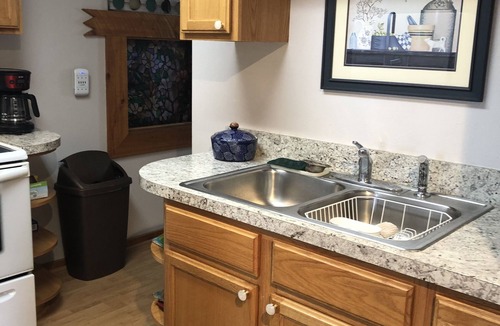 Clark Cabin | Beautiful 3 bedroom house located at the foothills of the Rocky Mtns in Clark WY