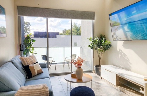 Turner Apartment | Bright Turner Apartment with Parking and WiFi
