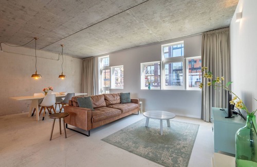 Westpoort Apartment | Houthaven Apartments, 85M2 near picturesque waterfront of Amsterdam