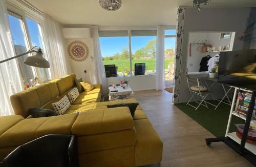 Elim Bed & Breakfast | Janka B&B