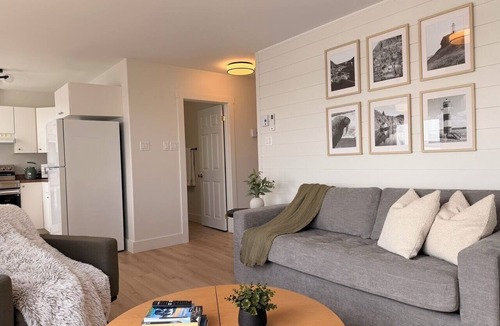 Port Saunders House | Saltwater Steeple - Harbour Suite