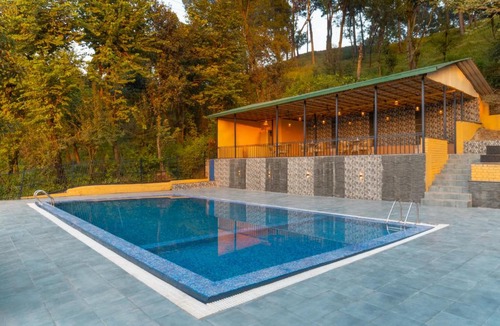Sidhpur Hotel | Tree of Life Birdsong Chalets, Dharamshala