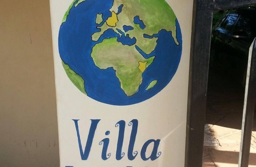 Galu Villa | Villa LeoMar: Exclusive vacation home with pool & garden, 350 m from the beach