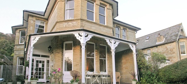 3 bedroom accommodation in Ventnor in Ventnor