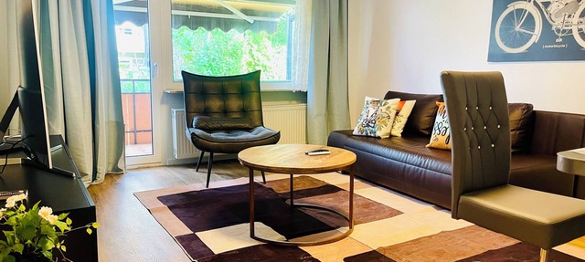 3 Room Apartment close to Airport and Fair(Up to 6 Guests, Garage, WiFi) in Leinfelden-Echterdingen
