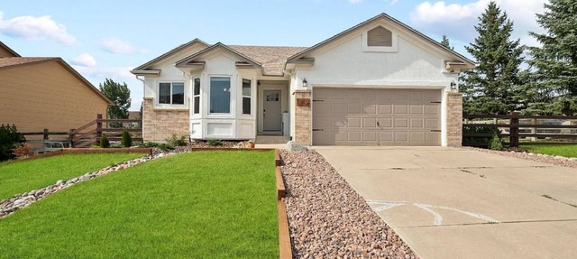 (3Bd 3Ba) 279 Misty Creek Dr, Monument, · Mountain Views, Family Friendly, Close to AFA! in Monument