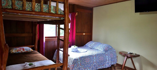 4-bedroom house in fabulous Isla de Ometepe with AC, WiFi in Isla de Ometepe
