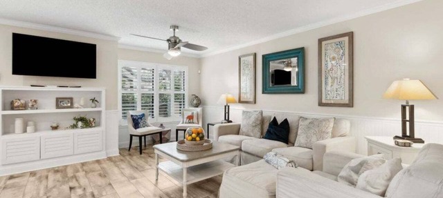 505 Sailmaker Poolside with balcony ~Pet-Friendly in Fernandina Beach