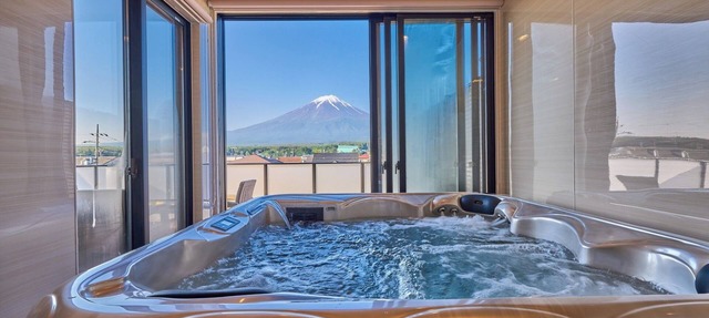 A newly built villa with a jacuzzi where you can e/Minamitsurugun Yamanashi in Minamitsurugun