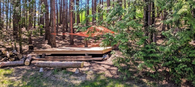 A setting for a rustic wedding, family reunion or wellness retreat in Mono