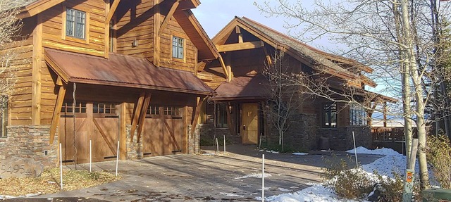 Affordable elegance with great Teton Mountain views in Tetonia