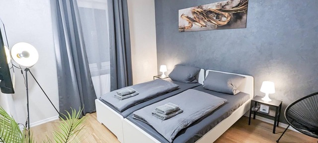 ALFA 4 rooms Apartment 8 persons Netflix WLAN in Stuttgart