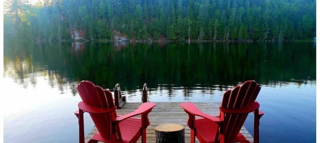 Bancroft - Private Lakefront Cottage – Peaceful Retreat on Batelle/Rock Lake in L'Amable