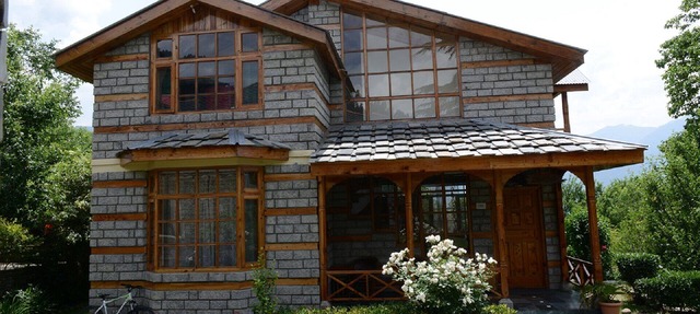 Bangloo in Treetops Cottage - Standalone Bungalow in Naggar