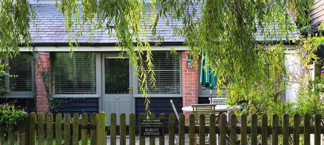 Barley cottage ,(granarycottages) in an old converted barn Chiddingly,lewes in Upper Dicker