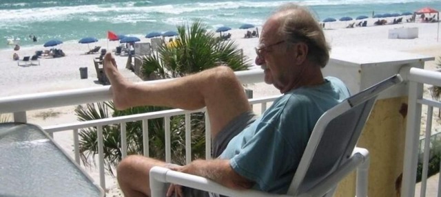 BEACH FRONT! PRIME END UNIT! PRIVATE ENTRANCE! GRAB EARLY BOOKING DISCOUNTS NOW! in Ft Walton Beach