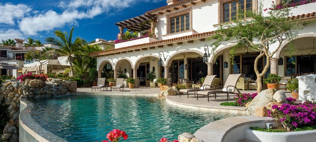 Beachfront 6 BR Villa Gloriosa ft. Heated Pool, Wine Cellar, Home Theatre + More in Palmilla