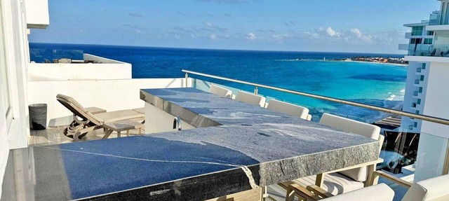 Beachfront – 8BR/7Bth – Penthouse Combo #314 in Cancun