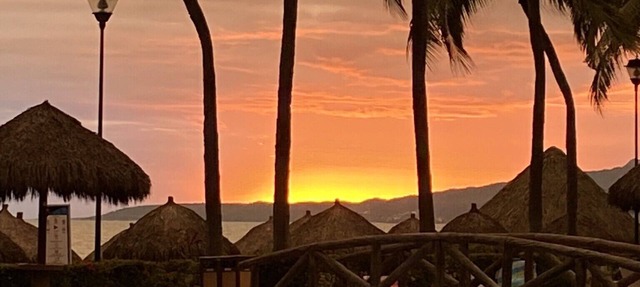 Beachfront Playa Royale Studio on one of the most prestigious sandy beaches in Nuevo Vallarta