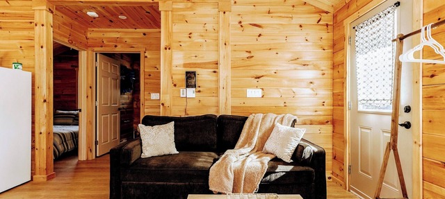 Beautiful Cottage w/Firepit Bbq,close to lakes,vineyards,zipline & Ski Martock in Vaughan west hants