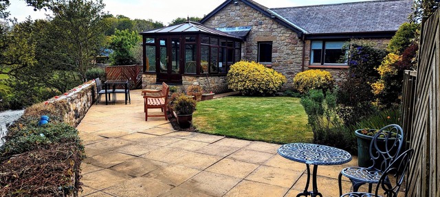 Beautiful detatched cottage situated within a small hamlet near Bamburgh. in waren mill