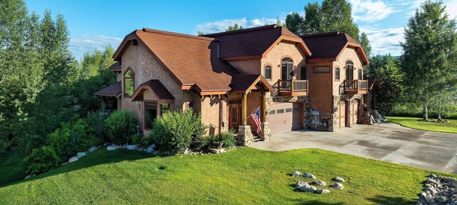 Berghaus Lodge South | Pet Friendly | Private Hot Tub | Family Friendly Game Room in Steamboat Springs