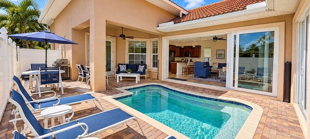 Best Value In Naples Grand luxury 3 Bdrm Pool Spa Walk Bike To Gulf Spotless in Naples