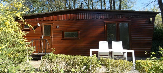 Chalet for rent located on a beautiful ornamental pond in Marum