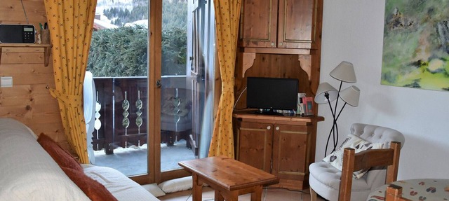 Charming family apartment with terrace, near slopes in Pralognan-la-Vanoise