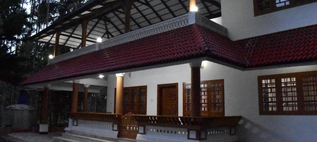 Cheerful four bedroom villa with a patio in Waynad in Sultan Bathery