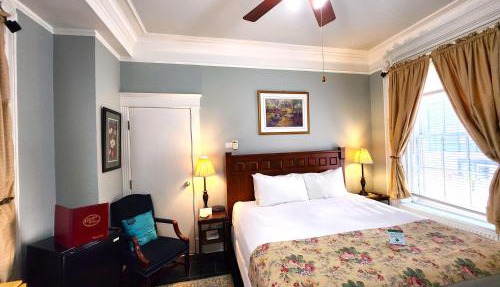 Chipman Hill Suites - Pratt House in Saint John