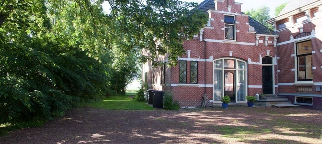 Completely renovated former coach house of villa “Hoeve Ceres” from 1898 in Nieuwolda