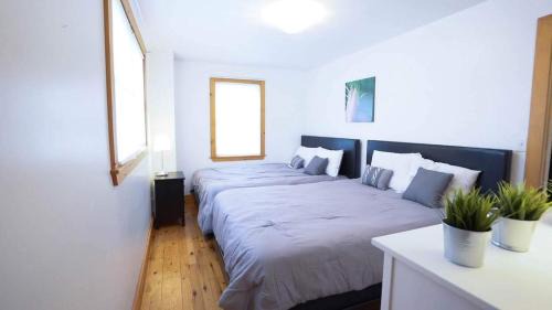 Cottage on Crystal Beach 3BR & BBQ in Fort Erie