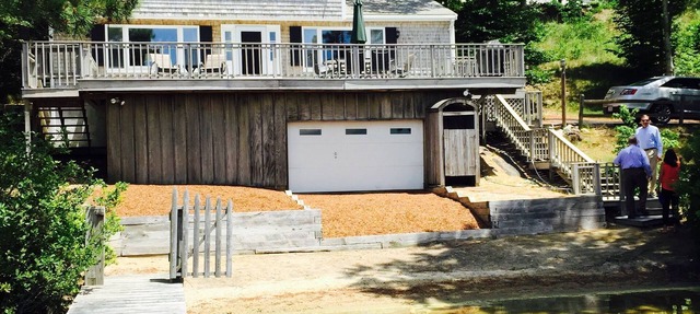 Cozy lake house minutes to Craigville Beach in Barnstable