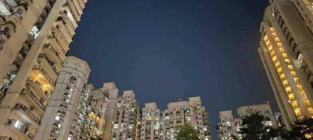 Cozy Studio Apt in Dlf Capital Greens West Delhi in Delhi
