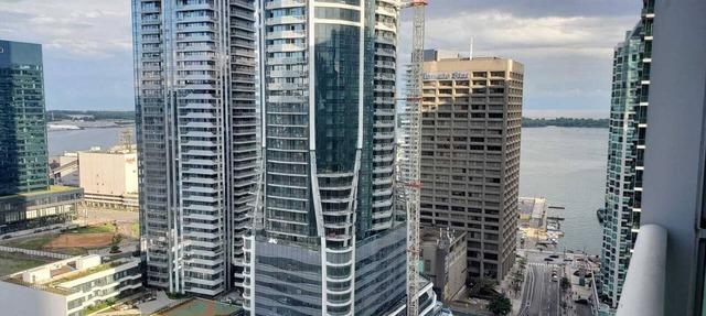 Downtown Lakeside Luxury 2BR/2BA | Unbeatable Lake & City Views | Free Parking! in Toronto