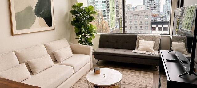 Downtown Vancouver Free Parking & bike Sleeps 4 in Vancouver