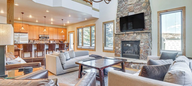 Dtwn Frisco Home w/Mtn View, 11 Mi to Ski Breck! in Frisco