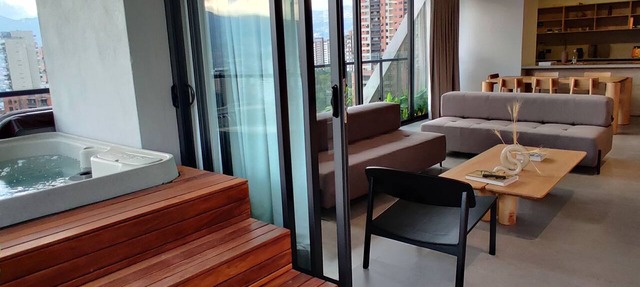 El Poblado, Medellín - Private Hot Tub & Balcony - 3BR - View - Wake 1111! in Medellín