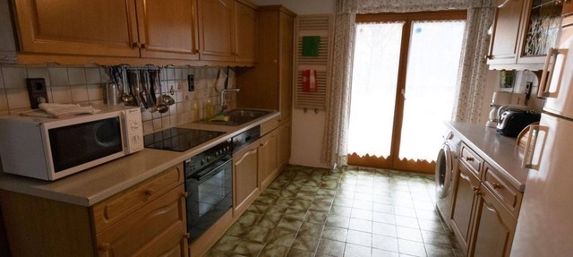 Ferienwohnung 1 - Appartementhaus Angermaier in Flattach