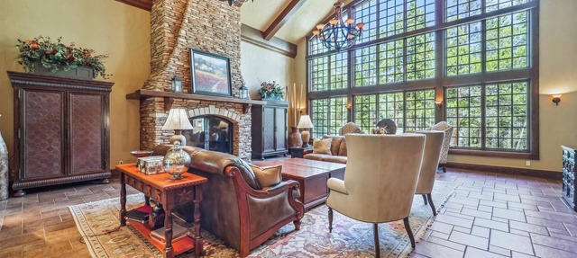 Gold King Retreat-8,000+ Sq Ft Breck Ski Home, Hot Tub, Theater, Pool Table, Sleeps 14 in Breckenridge