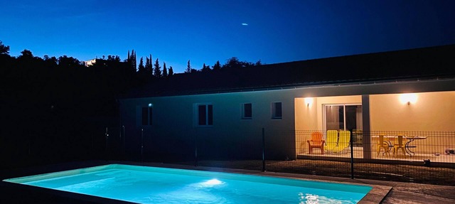Gorges de l'Ardèche New villa with swimming pool 8/9 pers in LAGORCE