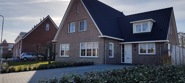 GREAT LOCATION! Vacation Home for 2 People, 100 meters from the Beach and Downtown in Zoutelande