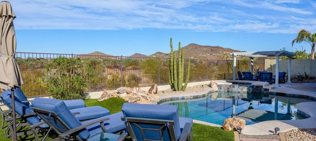 Heated Pool*/Spa, Mountain/Sunset Views, Amenities Galore. in Phoenix