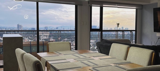 High-Rise Apartment With Beautiful City Views in Ciudad de México